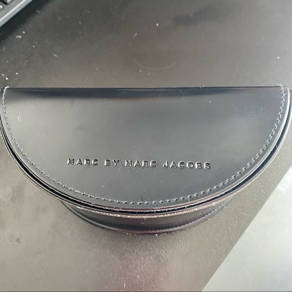 Marc Jacob sunglasses with original box - Picture 1 of 7